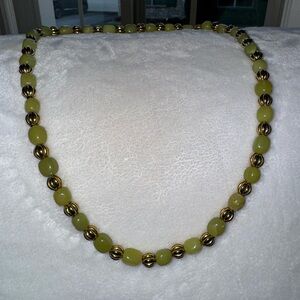 Elegant Vintage Green and Gold Beaded Necklace